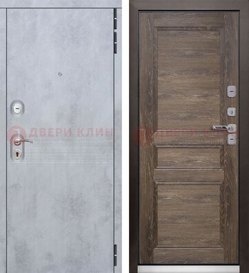 Серая металлическая дверь с МДФ коричневого цвета ДМ-304 в Старой Купавне