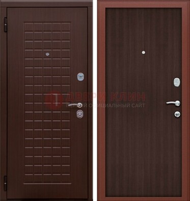 Коричневая металлическая дверь с МДФ ДМ-78 в квартиру в Волоколамске