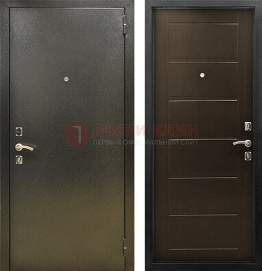Темная металлическая дверь с порошковым напылением ДП-105 в Сочи