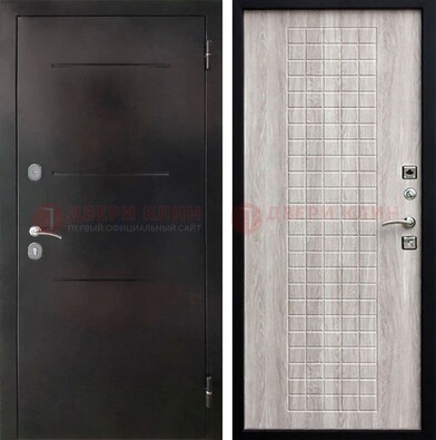 Черная железная дверь с порошковым покрытием и филенчатой МДФ ДП-221 в Зеленограде