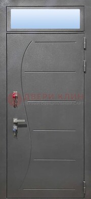 Чёрная входная дверь с порошковым окрасом и стеклом ДП-313 в Волоколамске