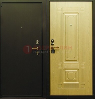 Коричневая металлическая дверь с порошковым покрытием ДП-51 в Волоколамске