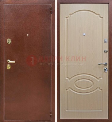 Коричневая металлическая дверь с порошковым окрасом ДП-76 в Костроме