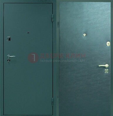 Зеленая стальная дверь с порошковым покрытием ДП-93 в Волоколамске