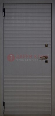Серая стальная дверь с порошковым напылением ДП-96 в Волоколамске