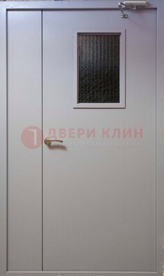 Белая железная подъездная дверь ДПД-4 в Волоколамске