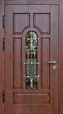 Cтальная дверь со стеклом и ковкой в коричневом цвете ДСК-119 в Волоколамске