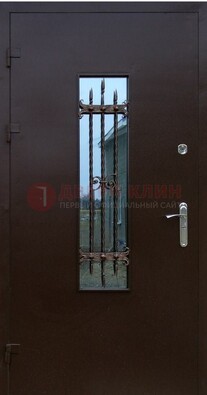 Надежная металлическая дверь со стеклом и ковкой ДСК-47 в Можайске