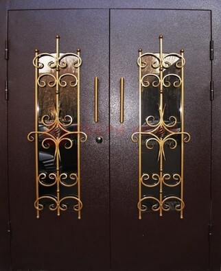 Металлическая дверь с ковкой и остеклением ДСК-49 в Можайске