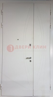 Белая тамбурная дверь ДТМ-31 в Волоколамске