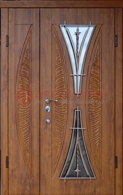 Входная классическая дверь с терморазрывом и коричневым МДФ ДВТ-76 в Ступино