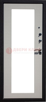 Белая железная дверь с зеркалом МДФ внутри ДЗ-5 в Волоколамске