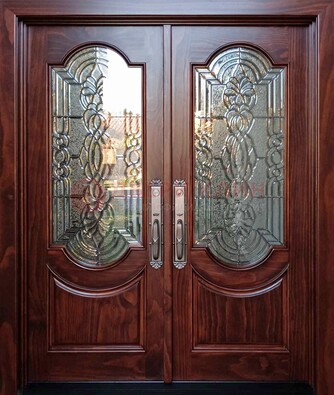 Классическая железная дверь с массивом дуба для входа ВЖ-23 в Волоколамске